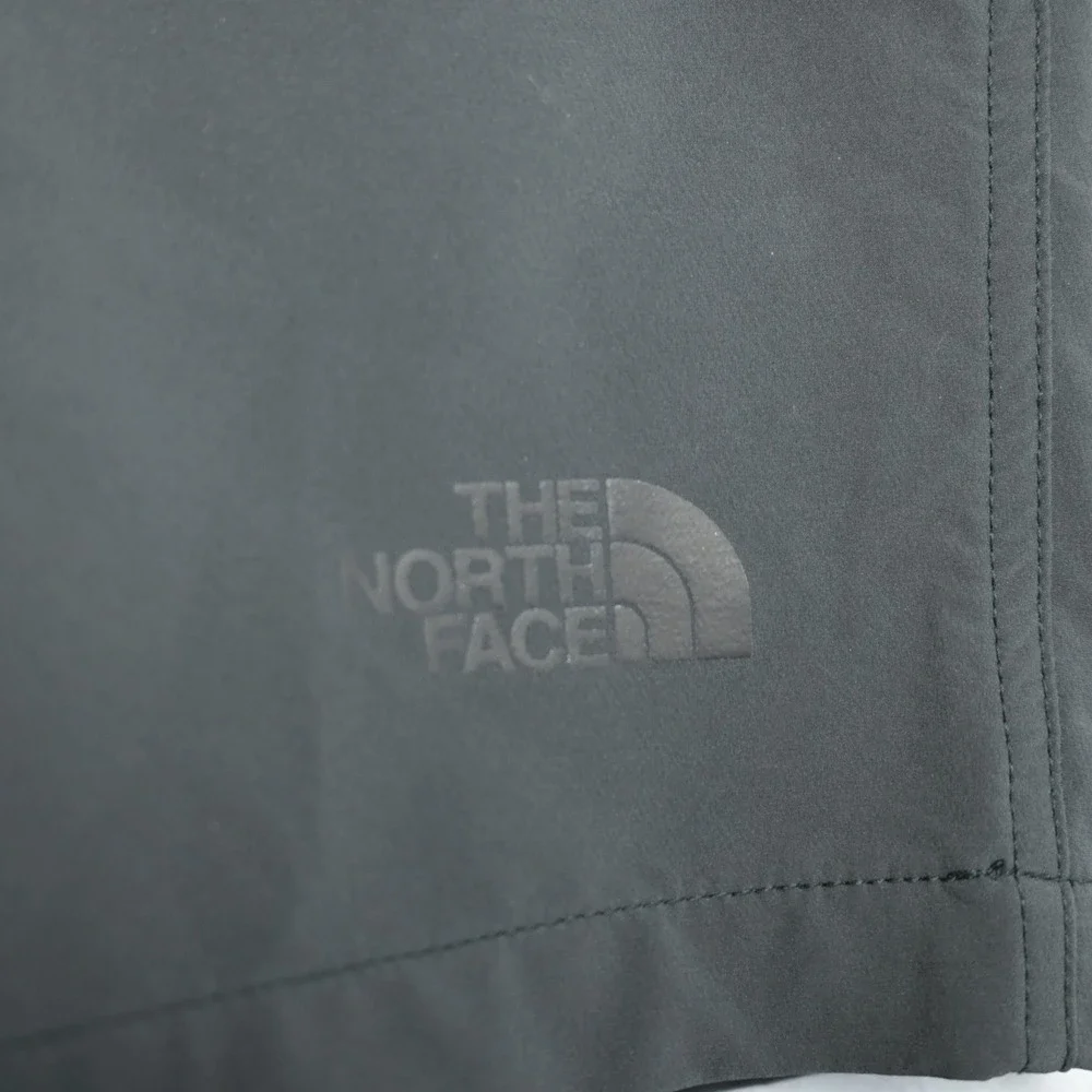The North Face Mens S Gray‎ Technical Hiking Shorts Built-in Belt Carabiner Long